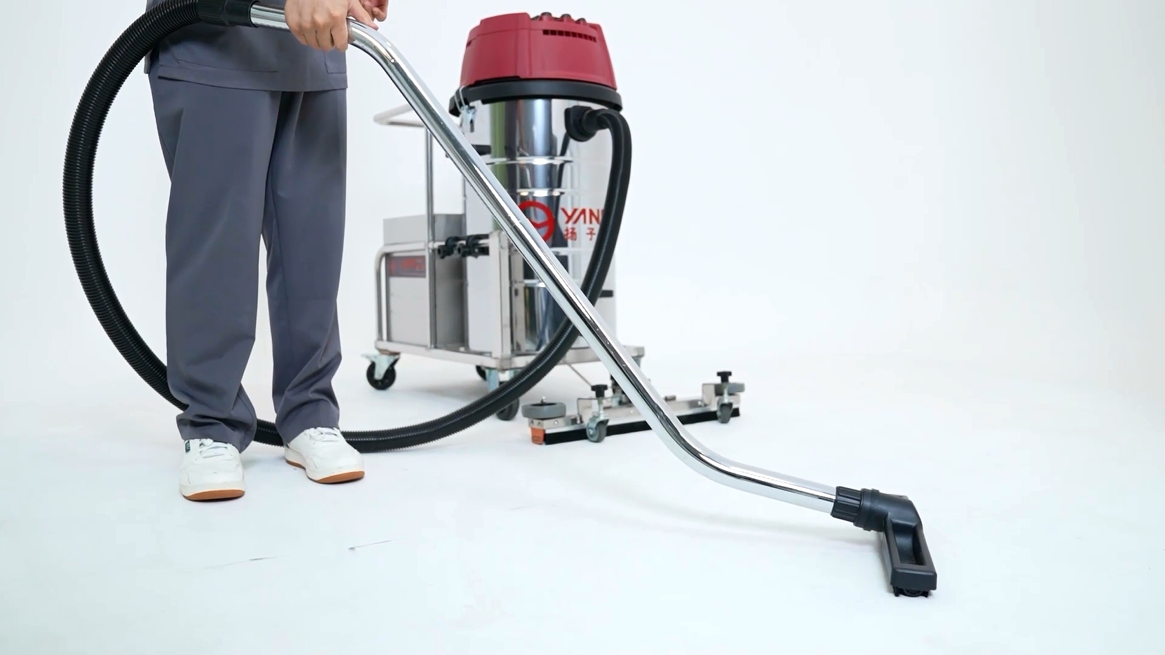 揚(yáng)子工業(yè)吸塵器YZ-C2視頻