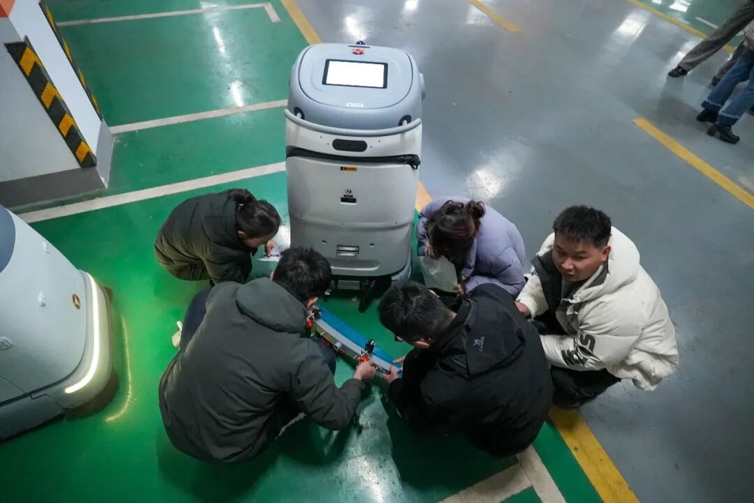 春?jiǎn)⑿鲁痰Z精兵，硬核護(hù)航守初心——公司直營(yíng)售后團(tuán)隊(duì)春季大練兵專(zhuān)項(xiàng)行動(dòng)正式啟動(dòng)