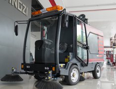 掃地車邊刷日常怎么清理？麻不麻煩